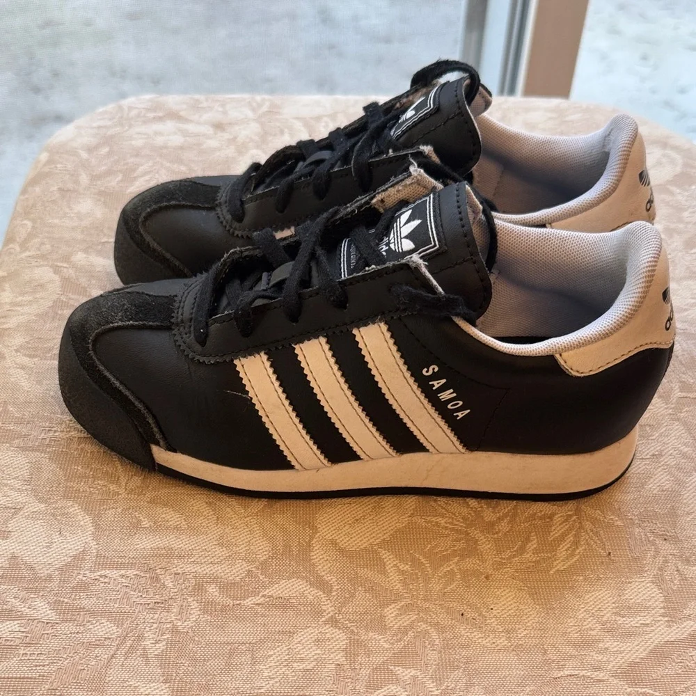 Adidas Kids Black and White Sneakers - Picture 2 of 4